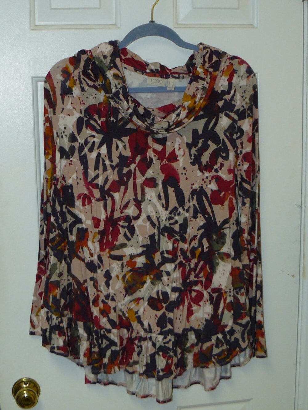 LOGO by Lori Goldstein Rayon 230 Printed Cowl Neck Top Sz L